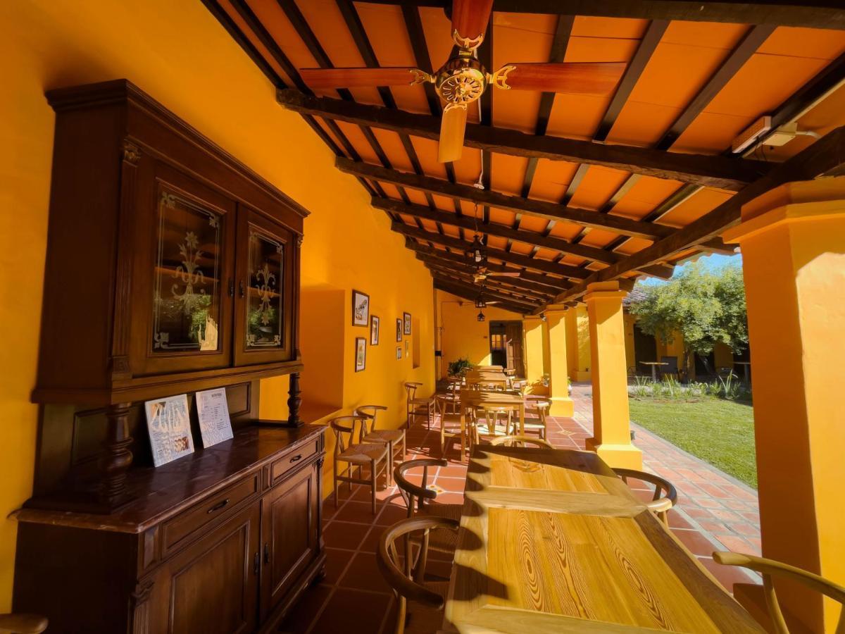 La Casona De Moldes Hotel Coronel Moldes Ngoại thất bức ảnh