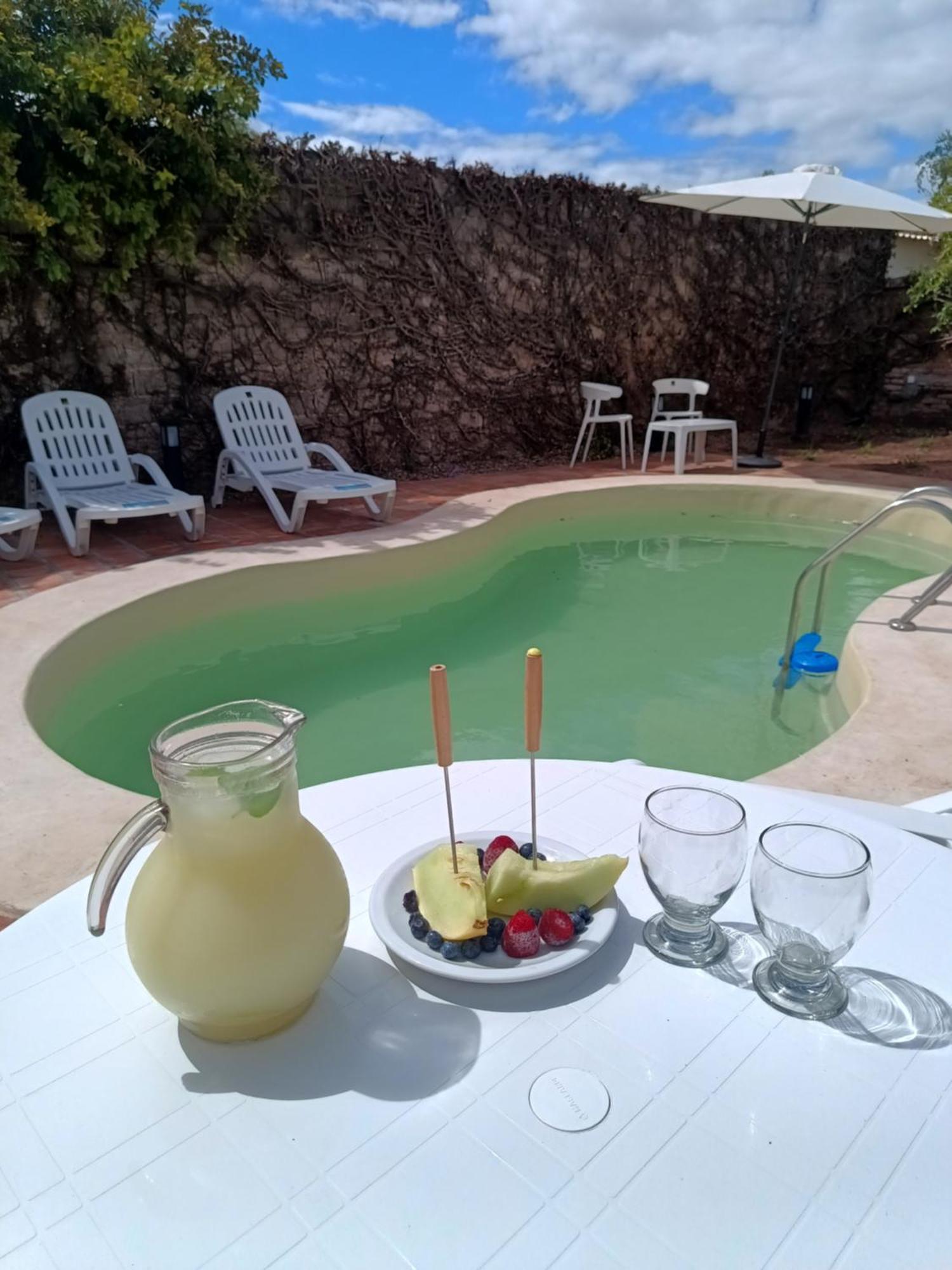 La Casona De Moldes Hotel Coronel Moldes Ngoại thất bức ảnh